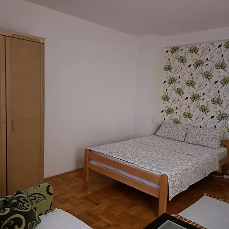Anthony Apartment